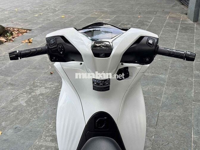 SH 150 CBS 2022 FULL LED MÁY ZIN CHÍNH CHỦ ĐI LƯỚT