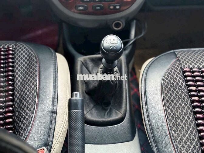 Bán xe 5 chỗ lasenti đời 2004,xe đẹp