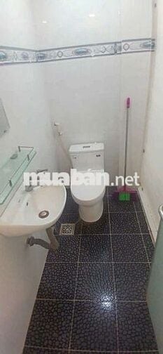 Cho thuê nhà nguyên căn.Đường Phan Đình Phùng.Phường 15. QuậnPhú Nhuận