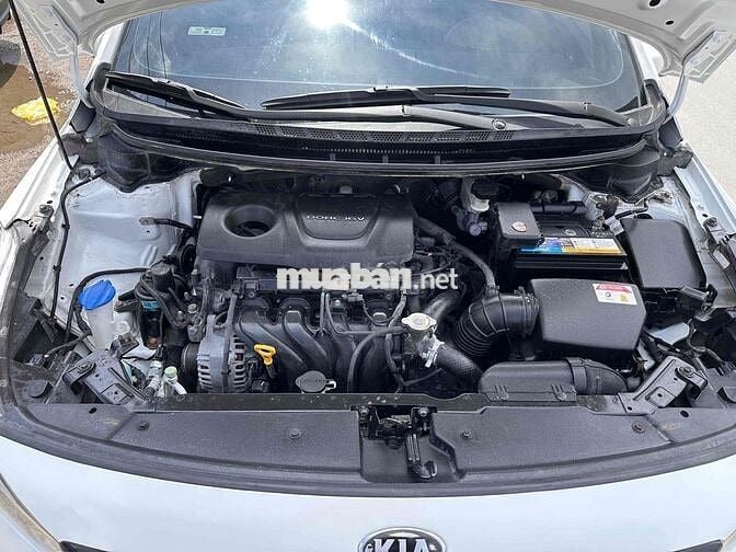 Kia Cerato 2018 1.6 SMT - 82000 km
