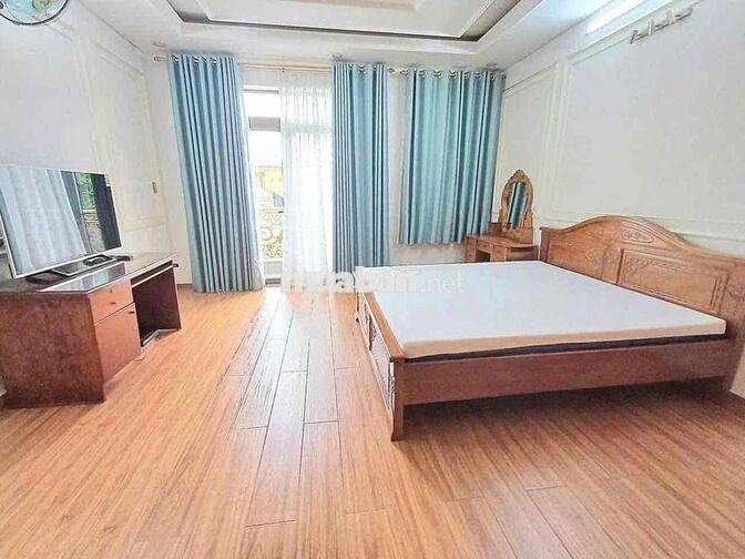 CHO THUÊ NHÀ CÓ THANG MÁY HXH THÔNG 6PN NGUYỄN VĂN LƯỢNG P16 GV