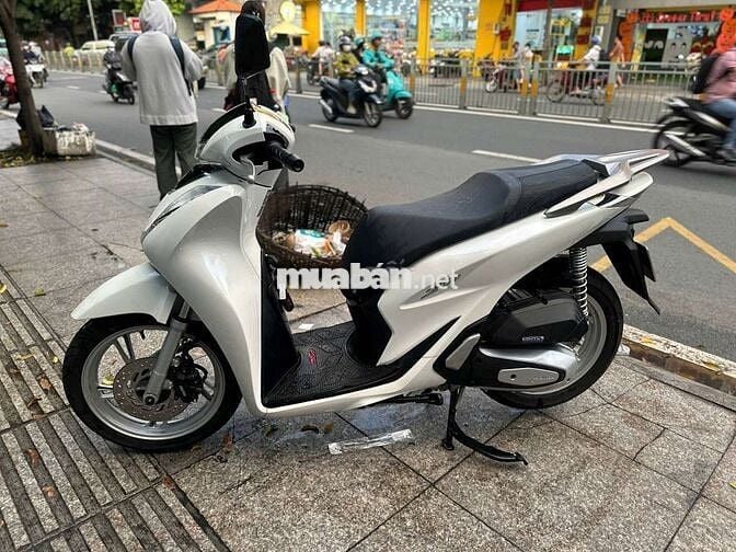 Honda SH 125 2022 mới 90% Biển số 63 chính chủ