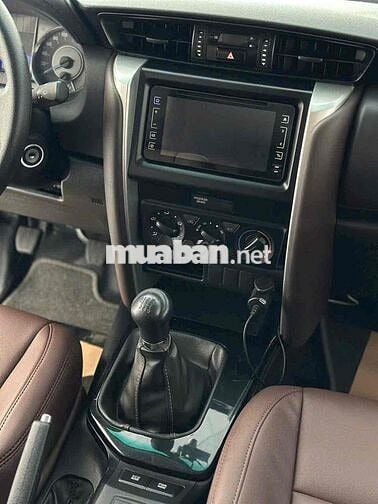 Toyota Fortuner 2018 2.4G 4x2 - 49000 km