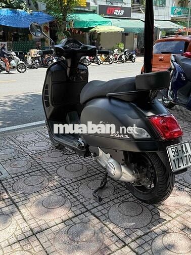 Bán Vespa GTS 300 đăng ký 2018 – PKL giá tốt