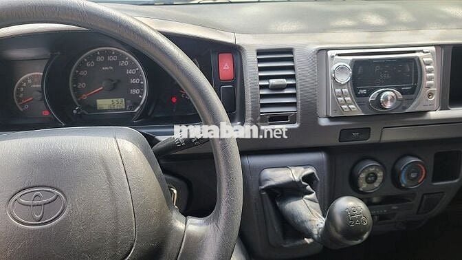 Xe Toyota Hiace 2010 Máy Xăng, Xe Lành Tính