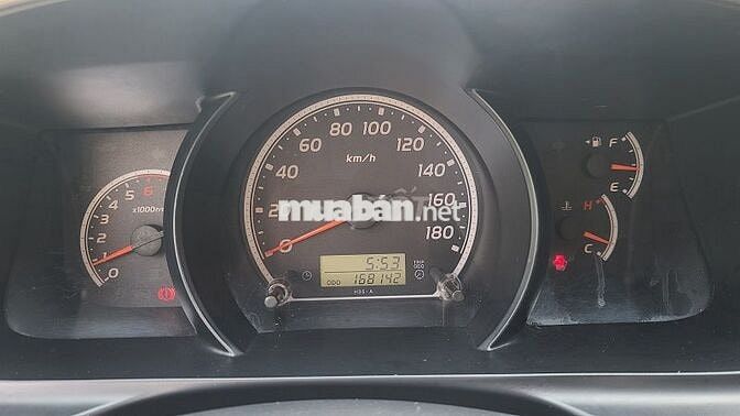 Xe Toyota Hiace 2010 Máy Xăng, Xe Lành Tính