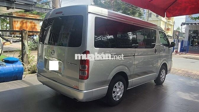Xe Toyota Hiace 2010 Máy Xăng, Xe Lành Tính