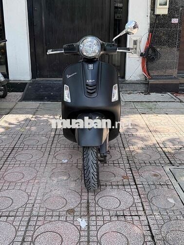 Bán Vespa GTS 300 đăng ký 2018 – PKL giá tốt