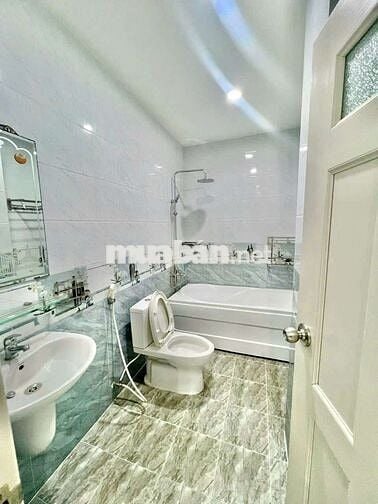 Nhà TÂN HÒA ĐÔNG [6x25, 2 lầu, 4pn, 4toilet] sẵn 3 máy lạnh