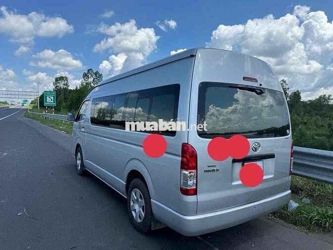 Toyota Hiace 2*** km