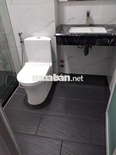 Nhà sát chợ Thủ Đức nguyên căn