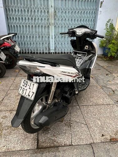 Honda air blade FI 2014 mới 90% Bstp chính chủ