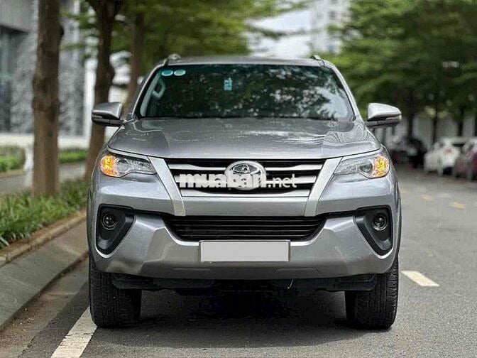 Toyota Fortuner 2018 2.4G 4x2 - 49000 km