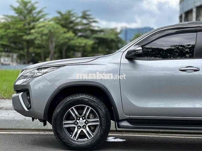 Toyota Fortuner 2018 2.4G 4x2 - 49000 km