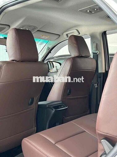 Toyota Fortuner 2018 2.4G 4x2 - 49000 km