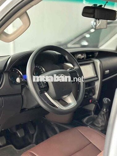 Toyota Fortuner 2018 2.4G 4x2 - 49000 km