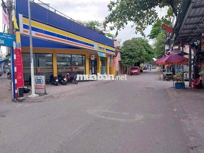 Bán nhà 5,5 X 20m, 4 tầng, hẻm xe hơi thông 8m Bùi Quang Là, 12 tỷ tl