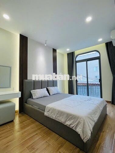 Bán nhà quận 7 mới full nội thất cao cấp, hẻm xe hơi, 9.8 tỷ