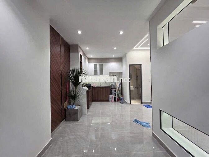 Bán nhà quận 7 mới full nội thất cao cấp, hẻm xe hơi, 9.8 tỷ