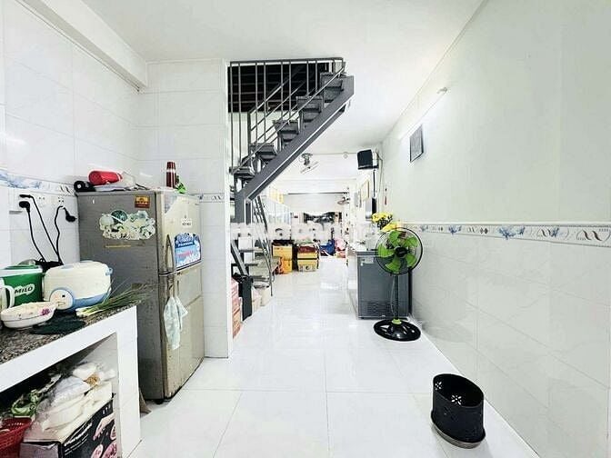 BÁN NHÀ TRUNG TÂM QUẬN 3, HẺM 3M SẠCH ĐẸP,  38M2, 2 TẦNG , CHỈ 5.6 TỶ