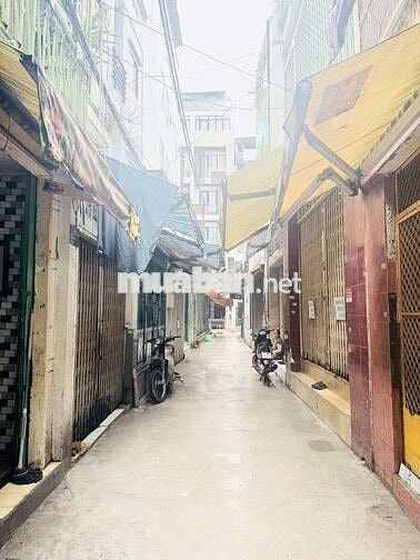 BÁN NHÀ TRUNG TÂM QUẬN 3, HẺM 3M SẠCH ĐẸP,  38M2, 2 TẦNG , CHỈ 5.6 TỶ