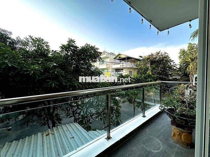 2 Phòng Ban Công Riêng .. Phòng Khách ... Bếp Hút Mùi 🔥🔥🔥