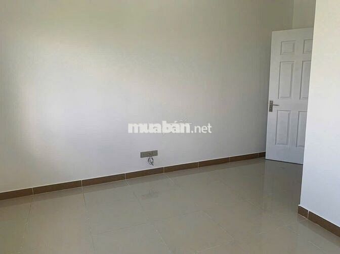 Bán căn hộ 67m2 = 2PN-2WC, view sông thoáng mát. Giá 2 tỷ 400 triệu