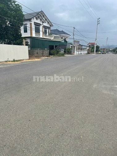 CẦN BÁN ĐẤT TRỤC ĐƯỜNG 86  HƯỚNG THUẦN MỸ BA TRẠI BA VÌ  . ĐƯỜNG TRƯỚC