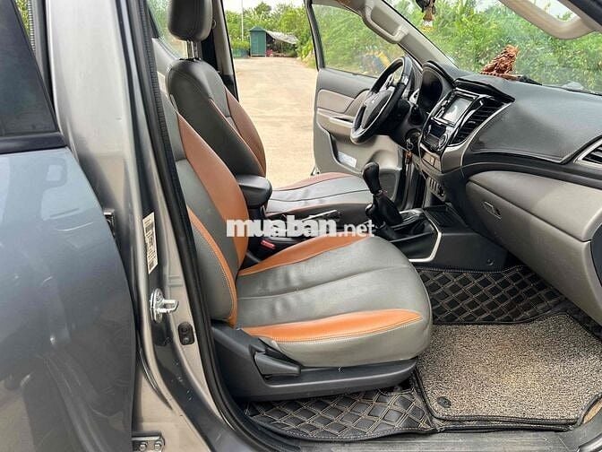 Mitsubishi Triton 2015 4x4 MT - 180000 km