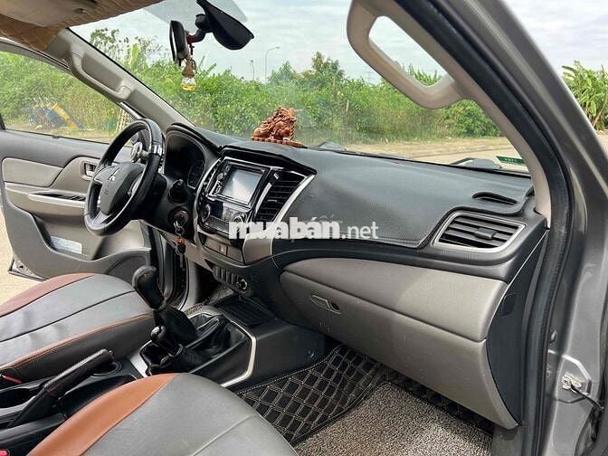 Mitsubishi Triton 2015 4x4 MT - 180000 km