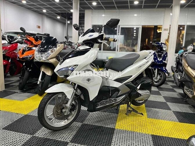 Ab đẹp, máy êm zin thì thầm bao vọt biển SG