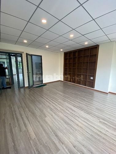 Cho thuê nhà mới 100% MT Đào Duy Anh, 5x24m, Trệt 2L. Giá 50tr