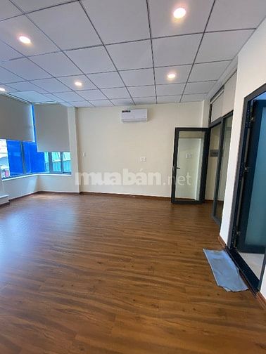 Cho thuê nhà mới 100% MT Đào Duy Anh, 5x24m, Trệt 2L. Giá 50tr