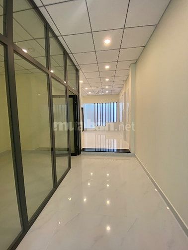 Cho thuê nhà mới 100% MT Đào Duy Anh, 5x24m, Trệt 2L. Giá 50tr