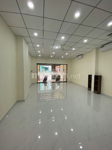 Cho thuê nhà mới 100% MT Đào Duy Anh, 5x24m, Trệt 2L. Giá 50tr