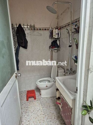 Bán nhà về quê 90m, 4 tầng, đường phan văn đối đi vào 300m bà điểm