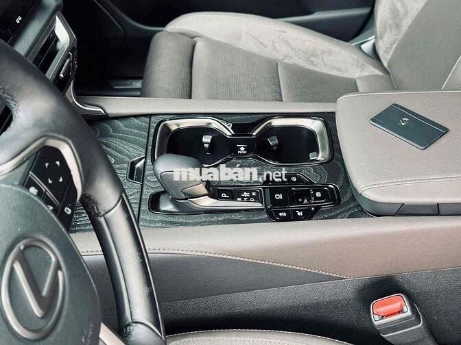 Lexus Rx350 Luxury 2023 siêu lướt 8.000Km ĐẸP