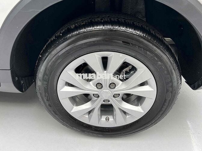 MG MGZS 2024 Standard 1.5 AT 2WD - 13000 km