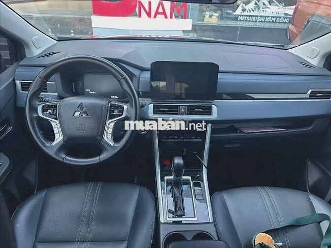 XPANDER CROSS 2023 – SUV