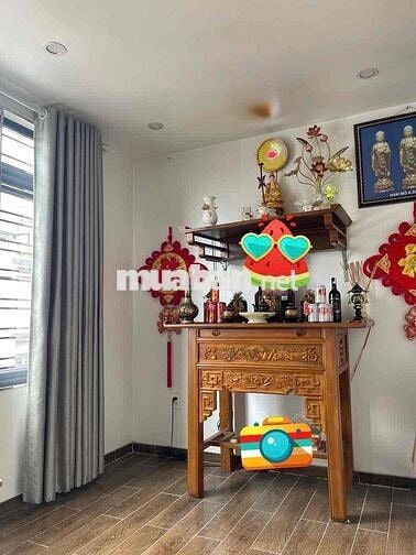 Cho thuê nhà mặt đường Vũ Chí Thắng 4 tầng