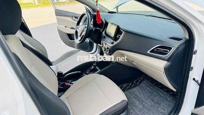 Hyundai Accent 2021 1.4 AT - 74000 km