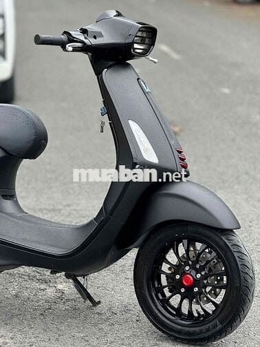 vespa 2016 bst 9chủ máy zin êm nợ xấu trả 50% ạ