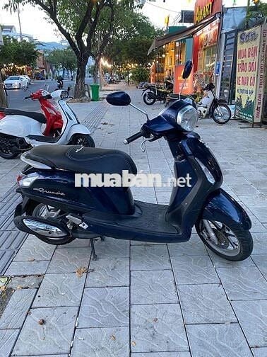 Yamaha Grande nguyên rin.