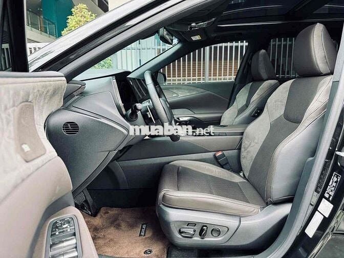 Lexus Rx350 Luxury 2023 siêu lướt 8.000Km ĐẸP