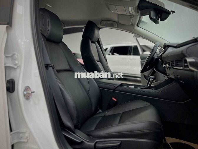 🚘 Mazda 3 Luxury 2023 - Xe Đẹp - Siêu Lướt
