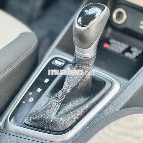 Hyundai Accent 2021 1.4 AT - 74000 km