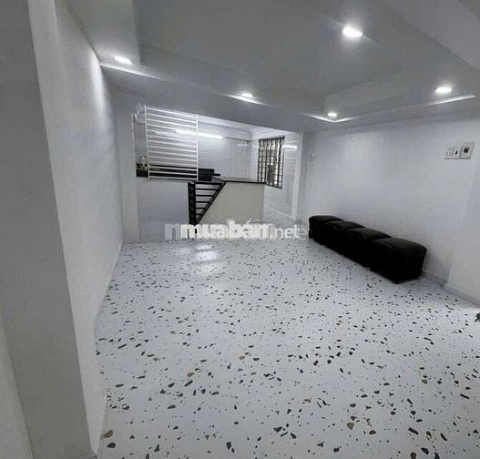 Cho thuê nhà mặt tiền đường Thạch Lam, 4x18 trệt 3 lầu