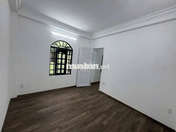 Cho thuê nhà mặt tiền đường Thạch Lam, 4x18 trệt 3 lầu