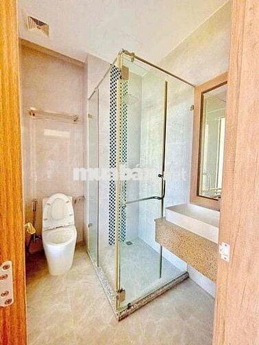 Cho thuê căn hộ 3 phòng ngủ ngay biển Nguyễn Tất Thành