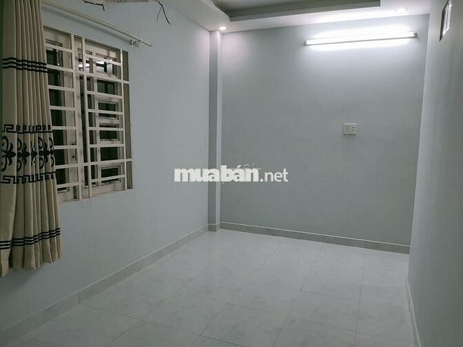 phòng trọ 20m2, wc riêng, wifi, máy giặt, để xe, chìa khóa riêng